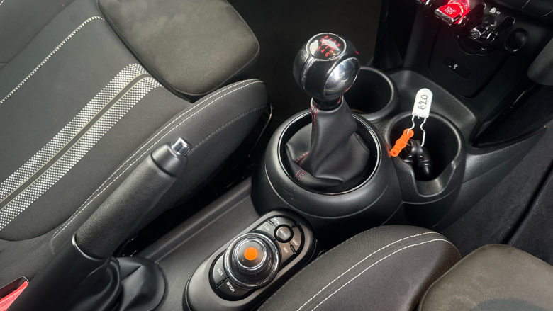 MINI Hatchback 2.0 Cooper S Sport II 3dr Petrol Hatchback